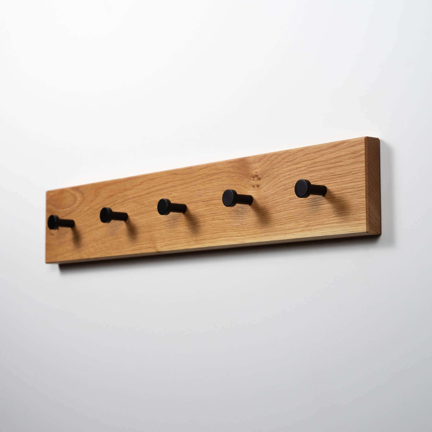 Garderobe aus Eichenholz - WOODS - Holzmanufakur im Chiemgau