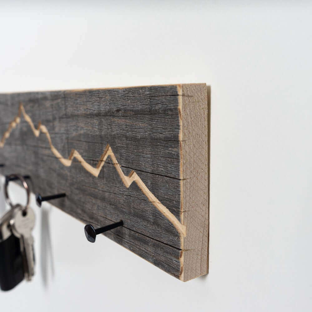Altholz Schlüsselbrett Berg Kontur - WOODS - Holzmanufakur im Chiemgau