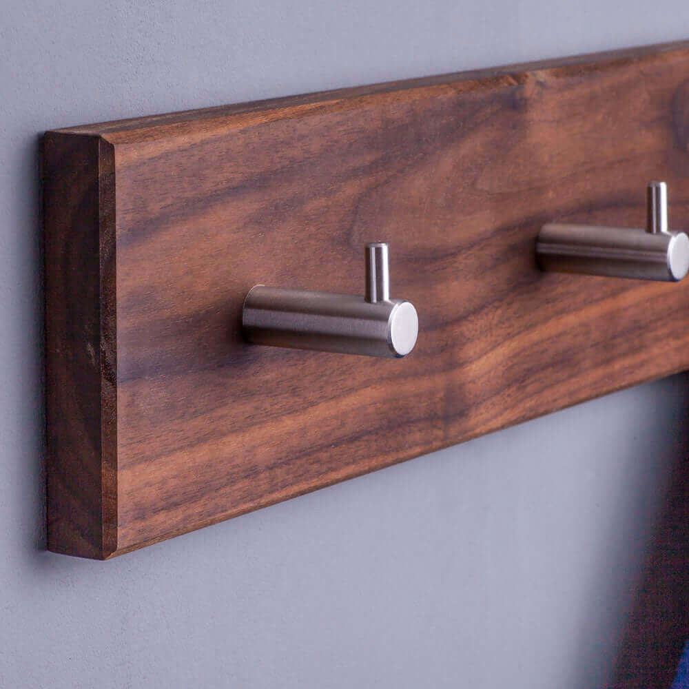 Garderobe aus Nussbaumholz - WOODS - Holzmanufakur im Chiemgau