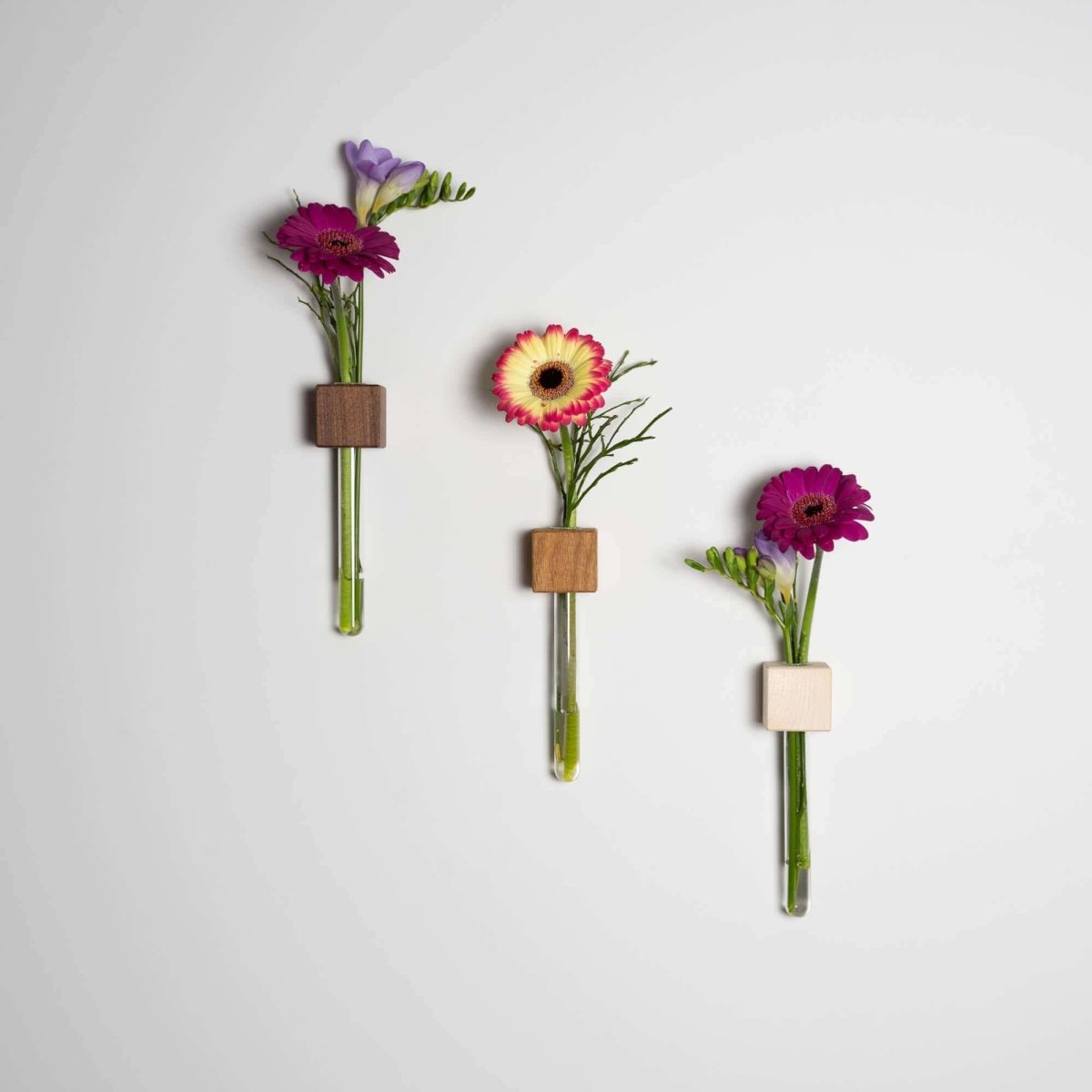 Magnetische Blumenvase - WOODS - Holzmanufakur im Chiemgau