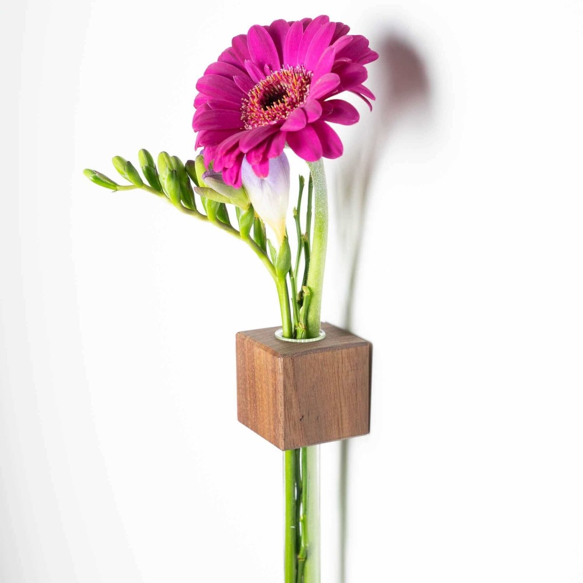 Magnetische Blumenvase - WOODS - Holzmanufakur im Chiemgau