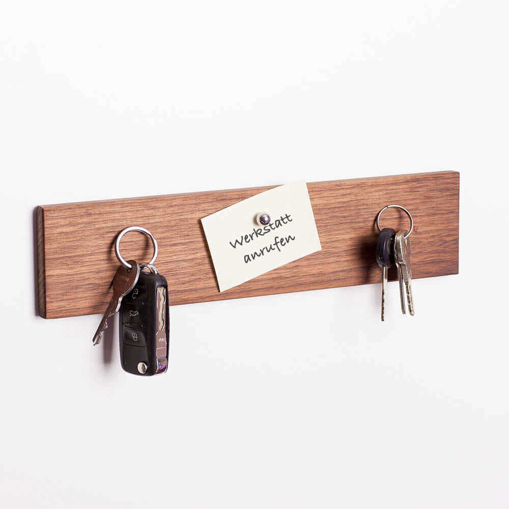 Magnetisches Schlüsselbrett aus Nussbaum - WOODS - Holzmanufakur im Chiemgau