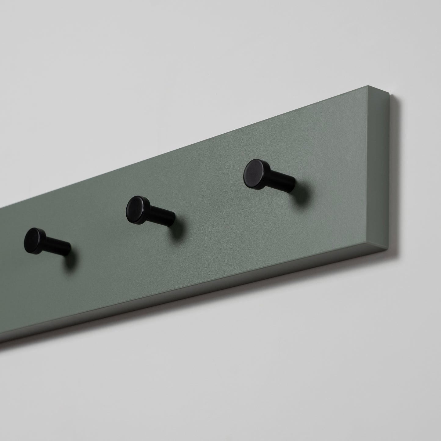 Wandgarderobe Eukalyptusgrün