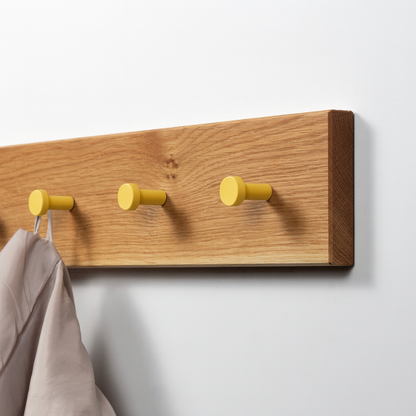 Garderobe aus Eiche – handgefertigt