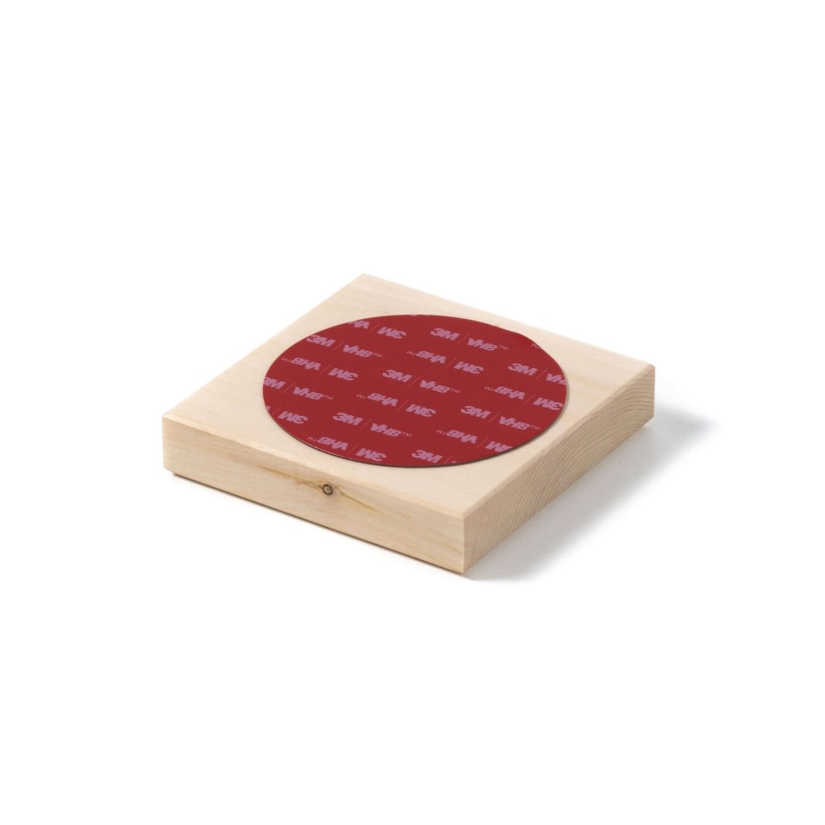 Quadratischer Garderobenhaken aus Zirbenholz - WOODS - Holzmanufakur im Chiemgau